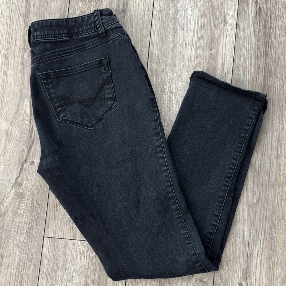 Roz & Ali‎ Women's Dark Straight Leg Jeans